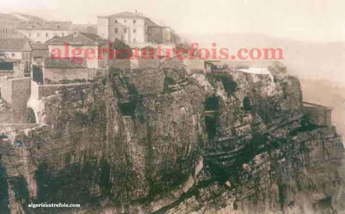 Constantine - Les tunnels du Bd de l'Abime