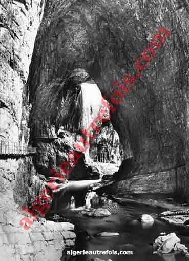 Constantines - La Cascade des Gorges du Rhummel